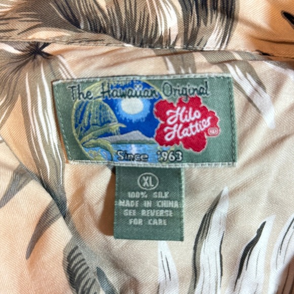 Hilo Hattie Mens Hawaiian Shirt XL Beige & Brown Floral 100% Silk Short Sleeve - Picture 2 of 9